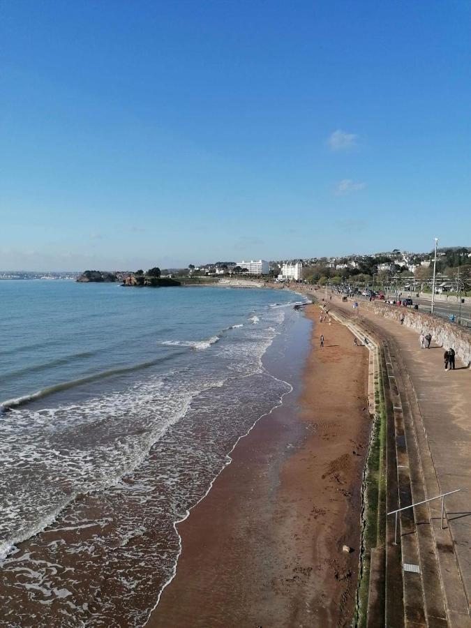 Barbie House ,Opposite The Beach & Paignton Pier , 2 Bedroom Apartment With Private Car Space & Garden , Free Access Next Door To The Stunning Ballet & Make Up School & A Beautiful Ladys Beauty Salon (Adults Only) ภายนอก รูปภาพ