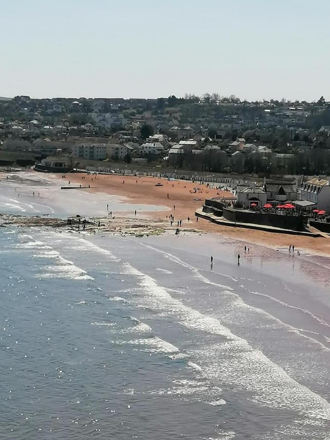 Barbie House ,Opposite The Beach & Paignton Pier , 2 Bedroom Apartment With Private Car Space & Garden , Free Access Next Door To The Stunning Ballet & Make Up School & A Beautiful Ladys Beauty Salon (Adults Only) ภายนอก รูปภาพ